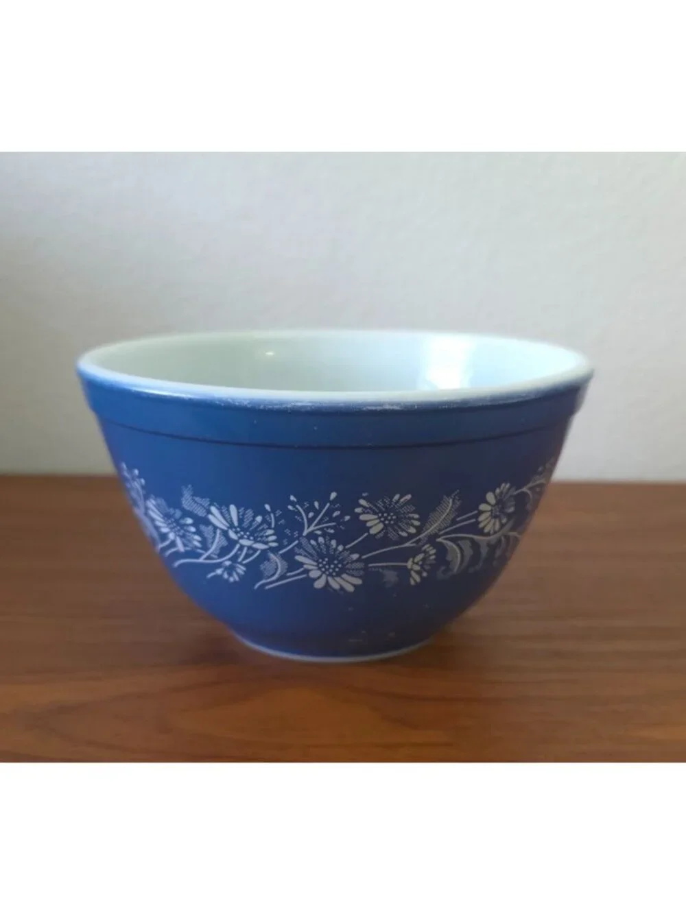 Pyrex vintage blue